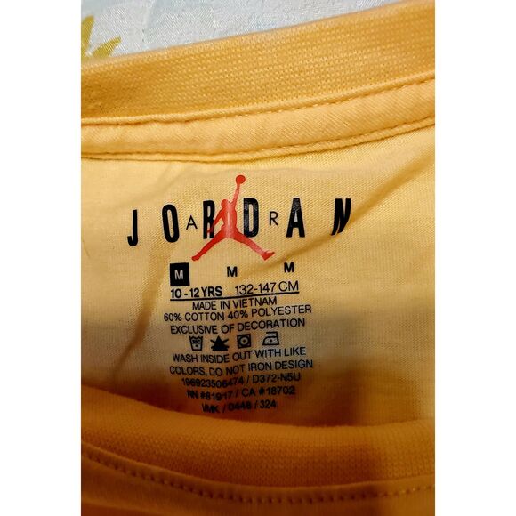 NWOT UNISEX NIKE JORDAN JUMPMAN CLUB TSHIRT - Picture 4 of 4